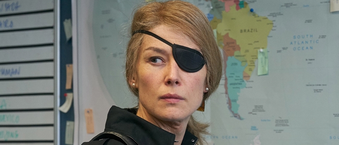 Interview: Rosamund Pike Shrunk After Portraying War Journalist Marie Colvin.